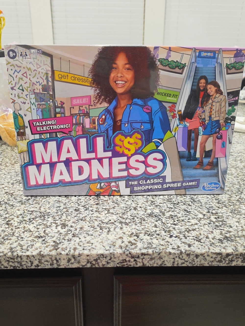 Hasbro Mall Madness Game - Blue and Pink Box Art